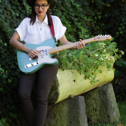 Roberta Finocchiaro-Guitars